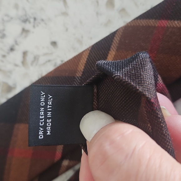 Ermenegildo Zegna Brown, Cream, Black, And Red Pattern Wood And Silk Tie - EUC - Picture 5 of 5